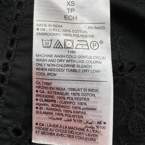 Old Navy Women’s Top - Picture 8 of 8